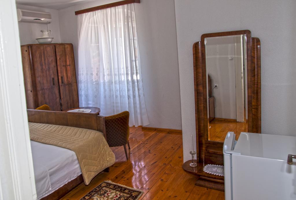 Marina Rooms Komiza Room photo
